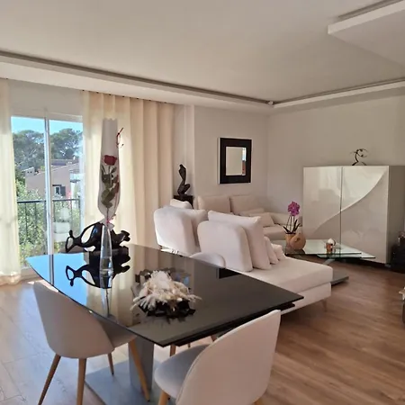 Etage Proche Bord De Quartier Boulouris