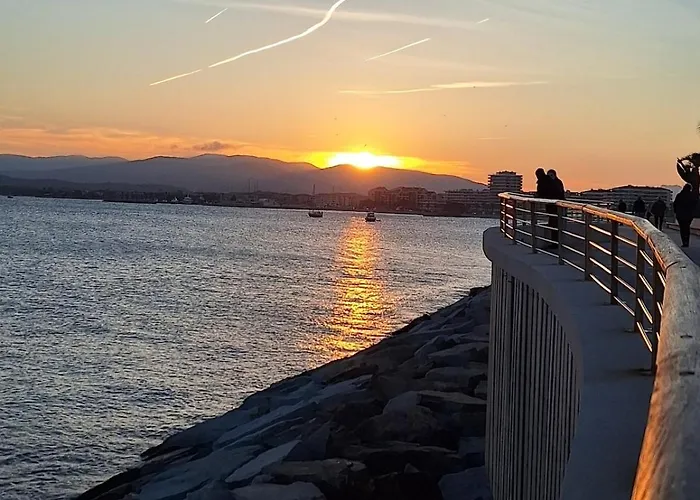 شقة Etage Proche Bord De Quartier Boulouris