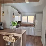 Etage Proche Bord De Quartier Boulouris *