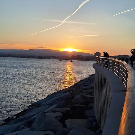 Апартаменты Etage Proche Bord De Quartier Boulouris