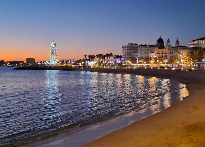 Etage Proche Bord De Quartier Boulouris * Сен-Рафаэль