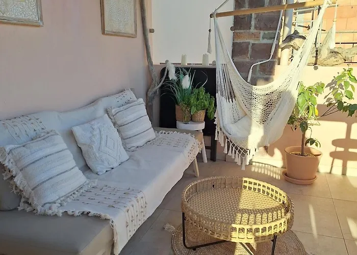 Апартаменты Etage Proche Bord De Quartier Boulouris Сен-Рафаэль